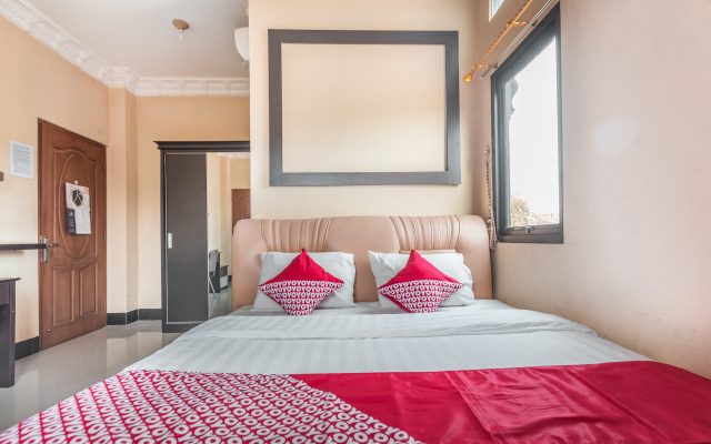 Super OYO 1640 Fallinda Hotel
