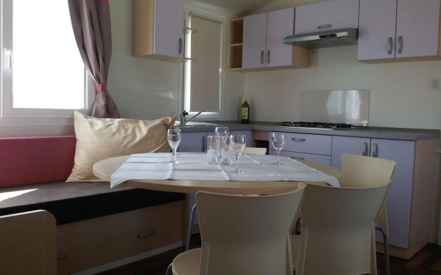 Mobile Homes Peros
