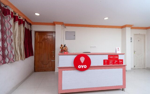R2 Rooms By OYO Rooms