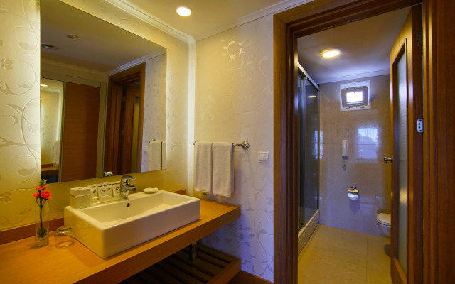Limak Limra Hotel & Resort
