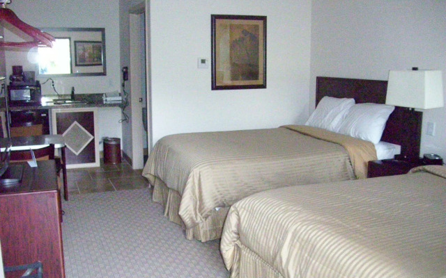 Price Pointe Inn