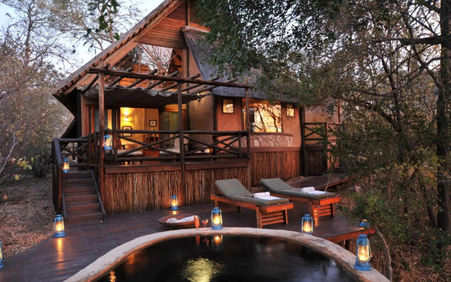 Lukimbi Safari Lodge