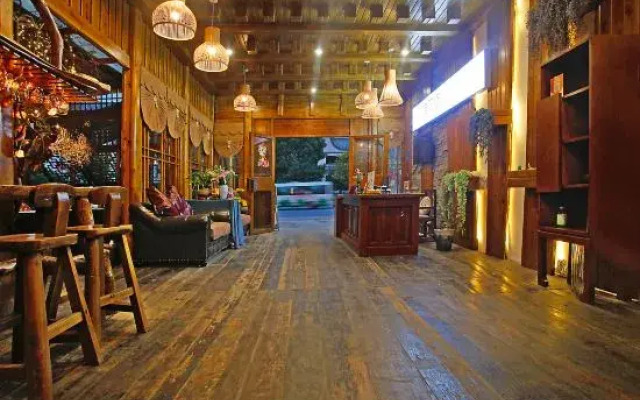 No. 106 Guihua Road Inn
