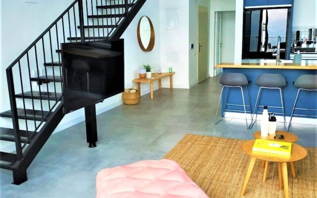 Nino Stylish Loft