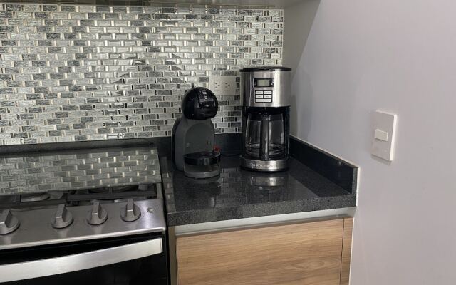 Long Island Madison R14