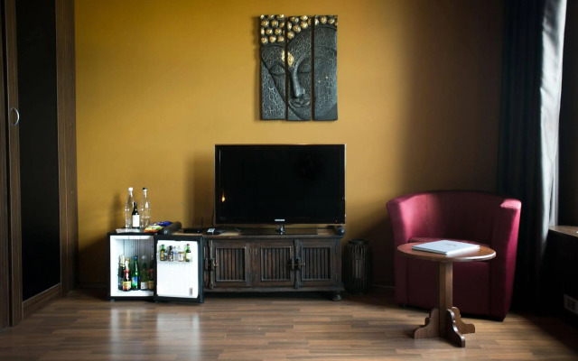 Balu Apartments