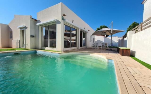 389-villa de standing con piscina privada