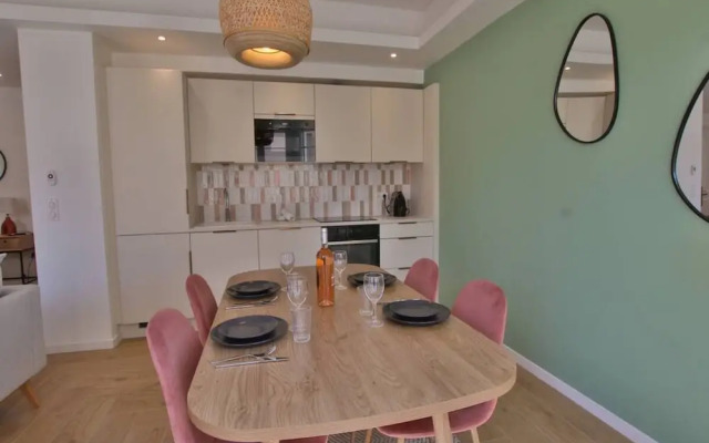 Apartment in Antibes Near Sandy Beaches