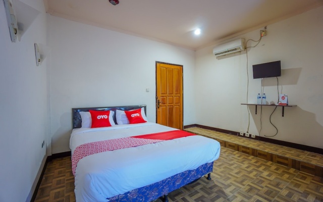 OYO 2217 Galaxy Hotel – Guest Rooms – Manado