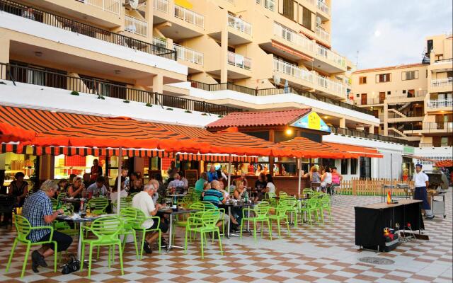 Coral Compostela Beach Hotel