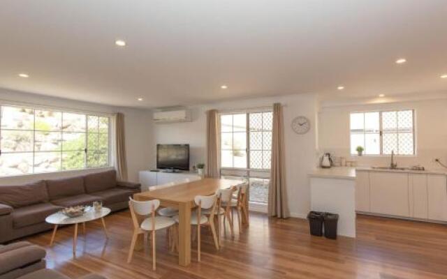 Oberlaken 2/125 Gippsland Street