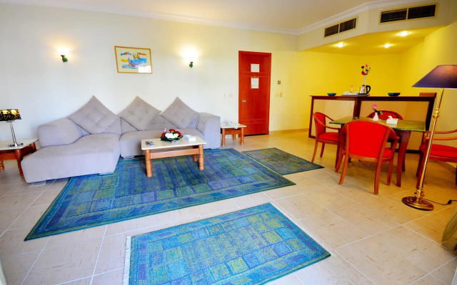 Falcon Hills Hotel