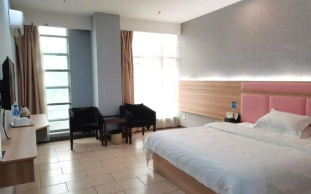 Foshan Baina Hotel (Nanhai Film and Television City)