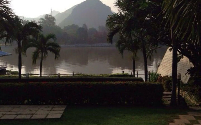 Good View Resort and Restaurant