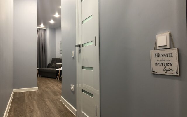 Central Bay Studios. 7min Station, Arbat Street
