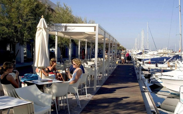 Apart-rent Apartament Av Rhode 1º