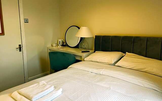 Woodlands Hall Hotel