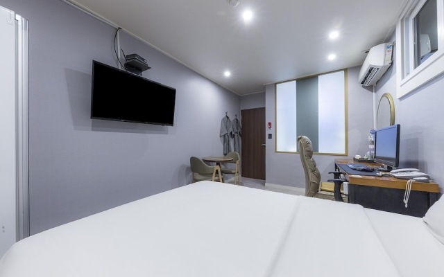 Chungju Healing Self Check-in Motel