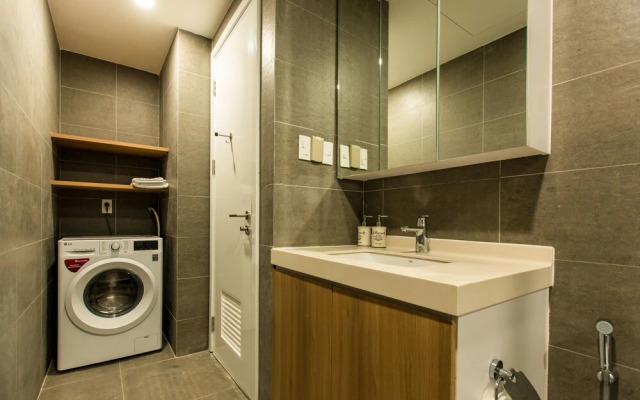 Republic Apartments Saigon Airport