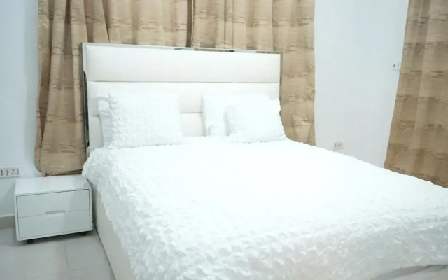 Ocean Breeze Luxury Apartments
