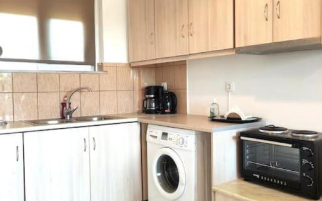 #5 Giorgos & Chara apartments
