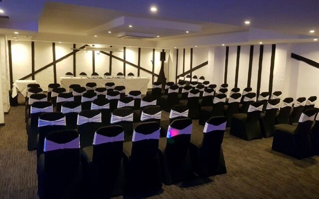 BEST WESTERN PLUS Donnington Manor Hotel