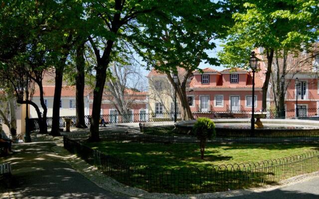 Modern and Comfort Apartment 25 by Lisbonne Collection