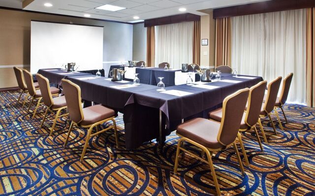 Crowne Plaza Cleveland South - Independence