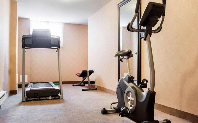 Woodstock Inn and Suites