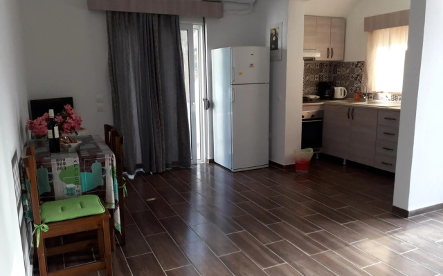 Petasos Apartments