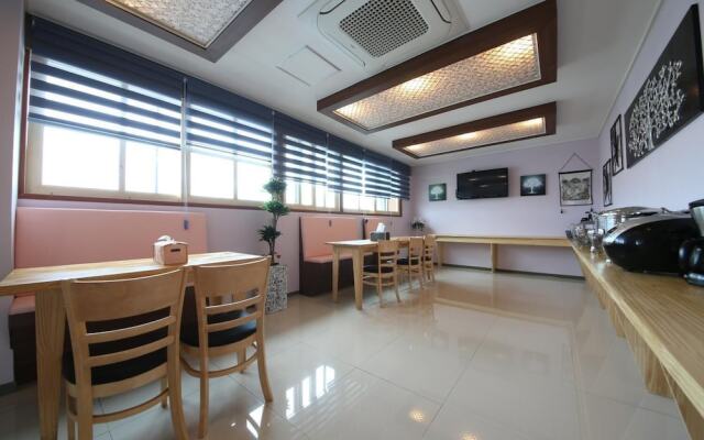Nyx Fox Songtan Hotel