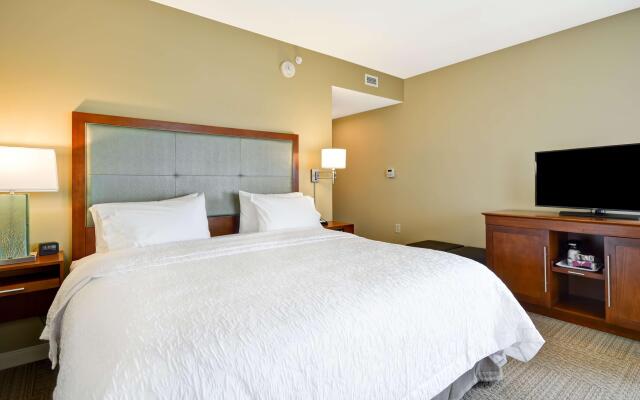 Hampton Inn & Suites Charleston Airport