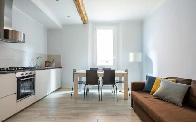 Canonica 1 2 - Family Apartment