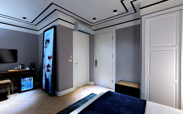 Walton Hotels Galata