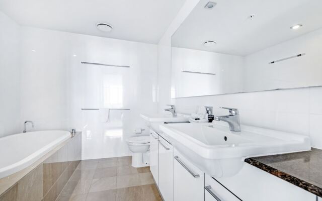 Sierra Grand Broadbeach Private 2 Bedroom