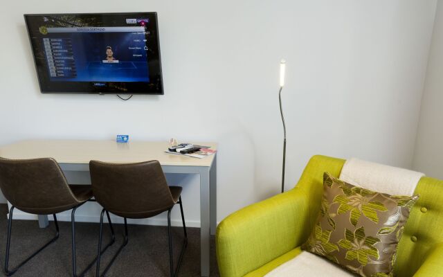 239 on Lincoln Motel