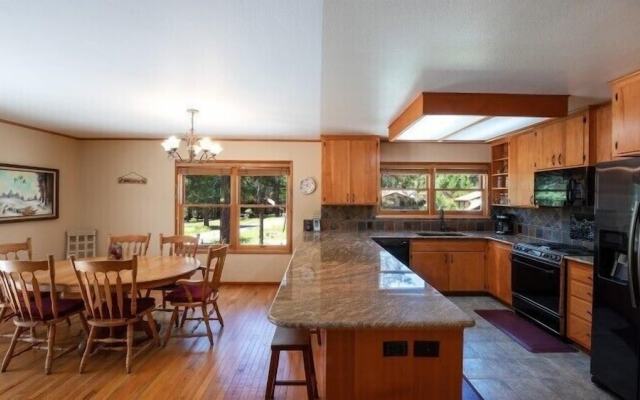 Scenic Wonders Apple Tree Home 3 Br