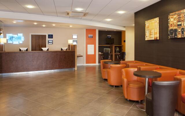 Holiday Inn Express Slough, an IHG Hotel