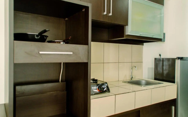 Elegant And Homey Studio At Paramount Skyline Apartment By Travelio