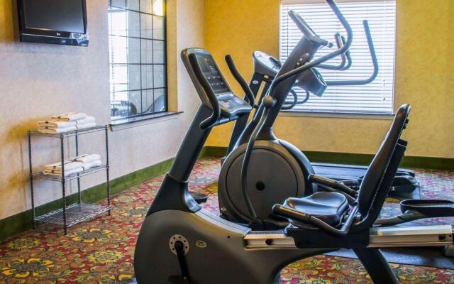 Sleep Inn & Suites at Six Flags