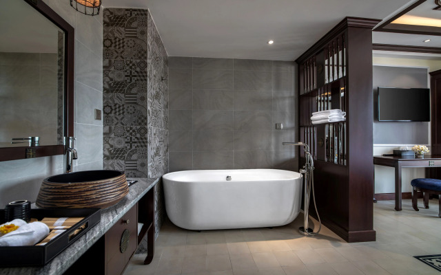 Mulberry Collection Silk Village