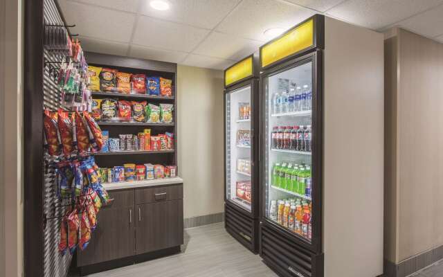 La Quinta Inn & Suites by Wyndham Festus - St. Louis South