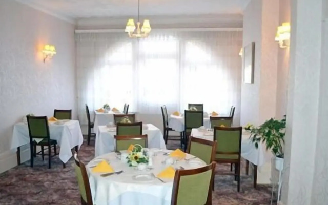 Chudleigh Hotel