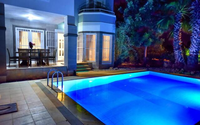 Infinity Mavi Villa