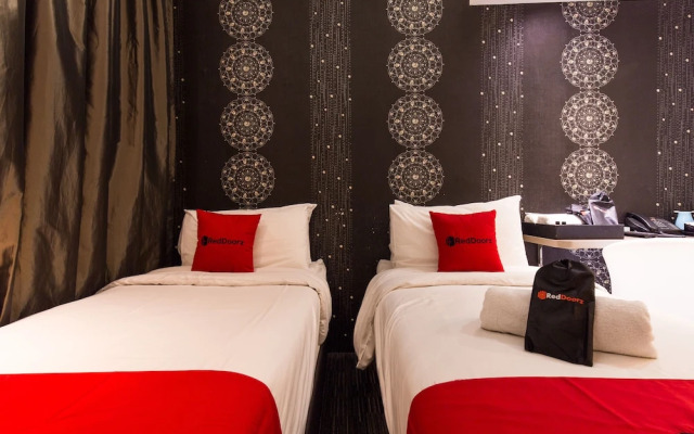 RedDoorz Plus @Little India