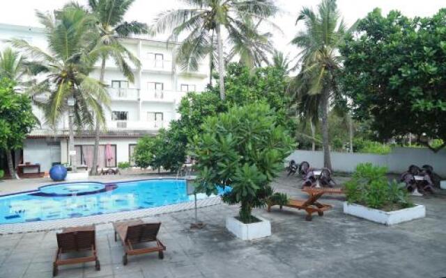 Sea Shine Beach Hotel