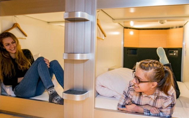 Kanazawa Capsule Hotel Musashimachi – Guest Rooms – Kanazawa