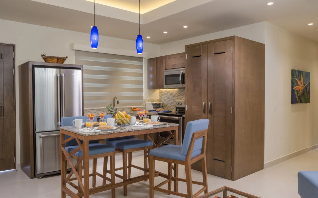 V Azul Vallarta - Luxury Vacation Rental- Adults Only