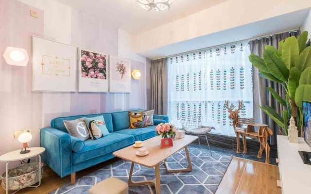 Locals Boutique Apartment East Station NO.2