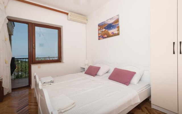 Stunning Apartment in Senj With 4 Bedrooms